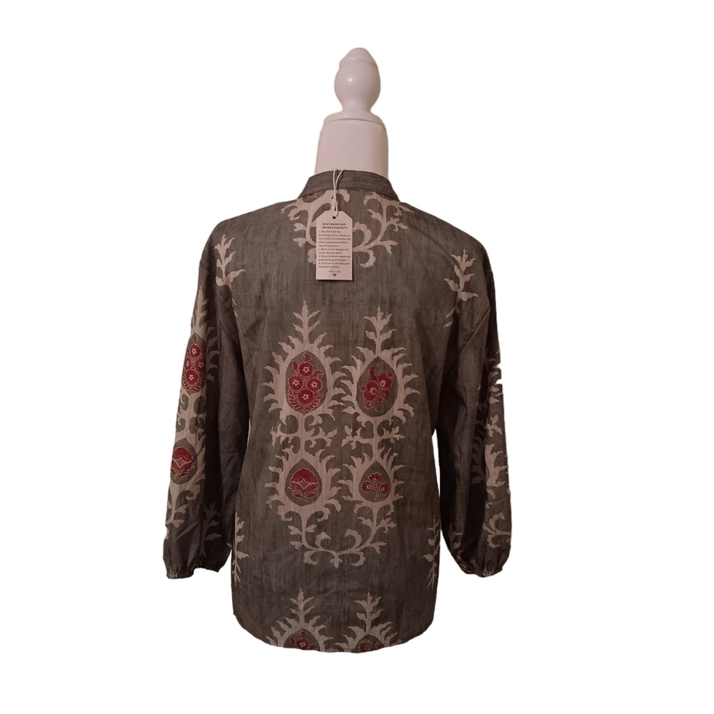 NWT Women's Green Boho Button-Up 3/4 Sleeve Split Neck Flowy Top Size M - Picture 2 of 5